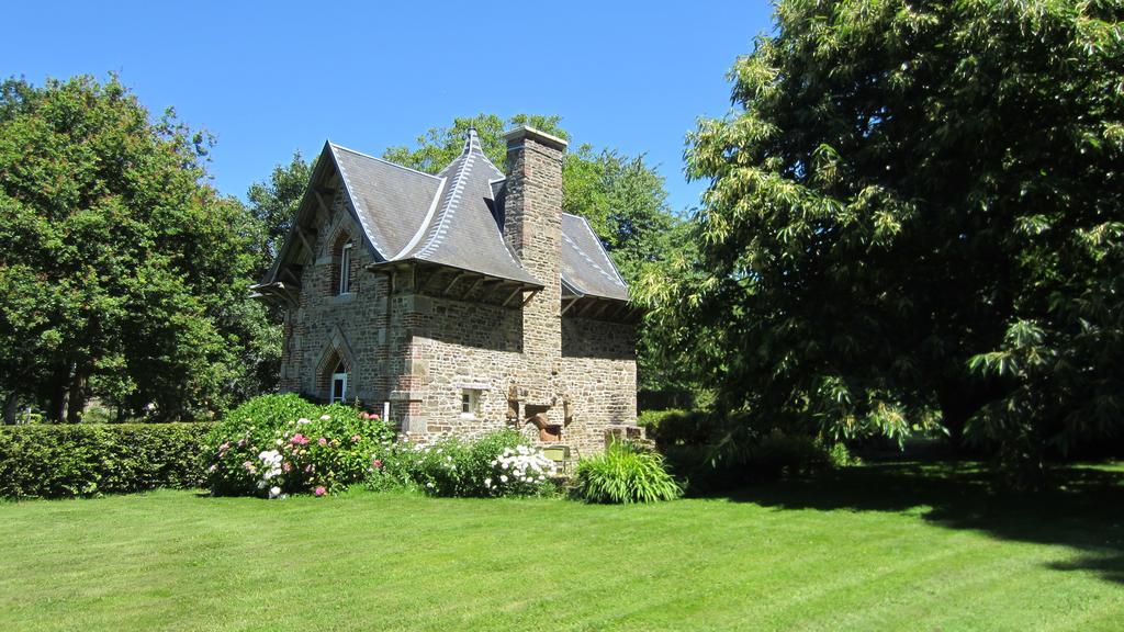Holiday Home Chateau De Bouceel Mont Saint Michel Vergoncey Экстерьер фото